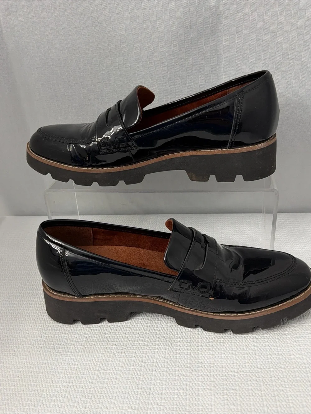 Vionic Cheryl Patent Leather Penny Loafers Black Shoes Women's Size 6